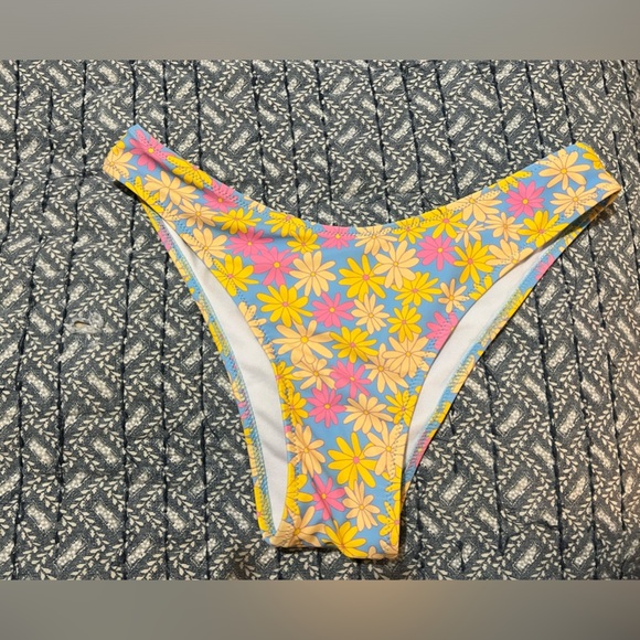 Romwe swim suit - Picture 2 of 2